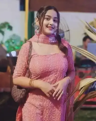 Call Girls Bagli Cash On Delivery